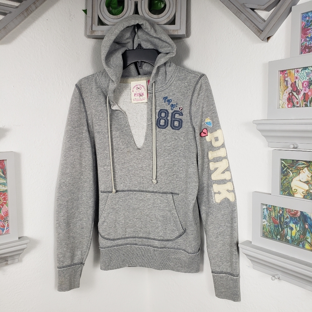 PINK Victoria Secret Gray Hoodie /Kangaroo Pockets Streetwear Grunge Vintage M